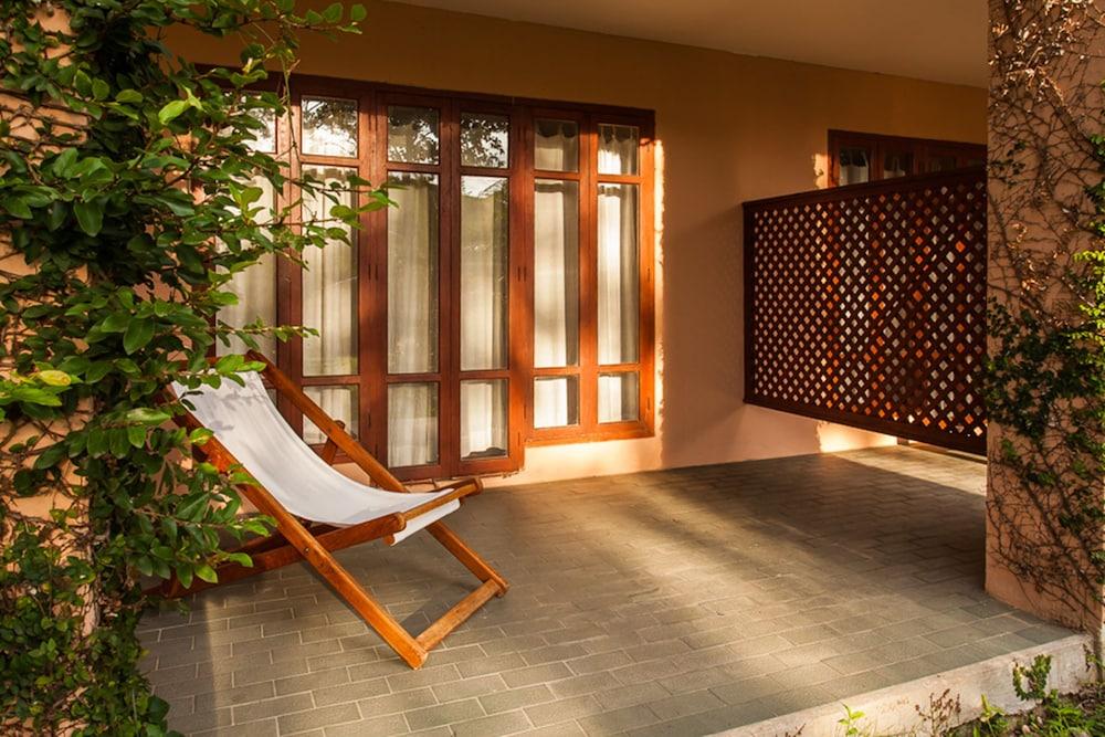 Riverhouse-The Teak House Mae Sariang Exteriér fotografie