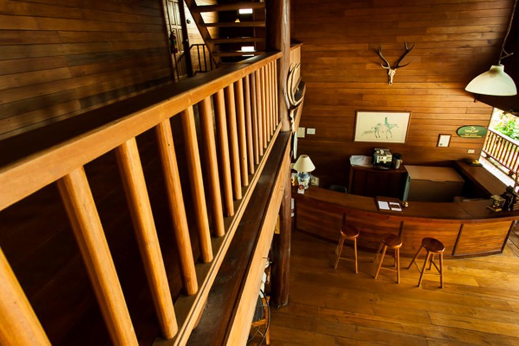 Riverhouse-The Teak House Mae Sariang Exteriér fotografie